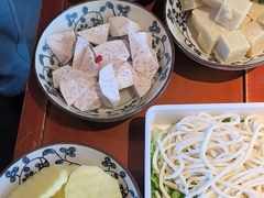 -老员外骨汤火锅(海州古城店)