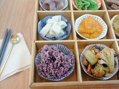 -轻蔬不用等·素食(江苏路店)