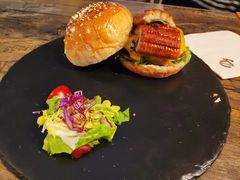 -HIGH FIVE哈福手工汉堡(桂林路店)