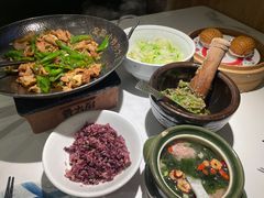 -费大厨辣椒炒肉(高铁吾悦广场店)