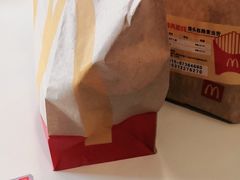 -麦当劳(欢乐谷店)