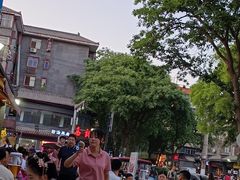 -老兰家传统烧烤炒菜泡馍(小南门店)
