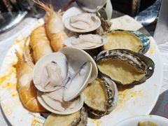 -领鲜活海鲜榴莲自助火锅(东门店)