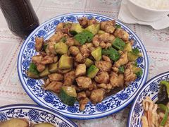 酱爆鸡丁-北大地皖峰饭馆
