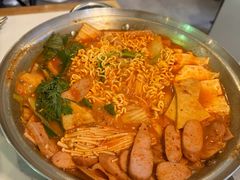 部队锅加芝士-富乐满韩国正宗炸鸡韩国料理(虹泉路店)