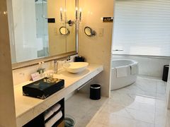 -大连中远海运洲际酒店