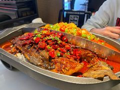 -江边城外烤全鱼(世茂广场店)