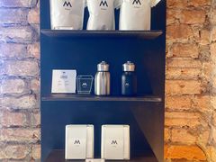 -M Stand(青岛银鱼巷店)