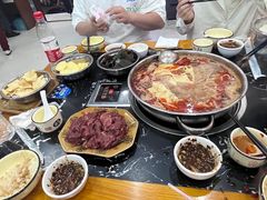 -黄利砖万峰林布依特色酸笋牛肉馆