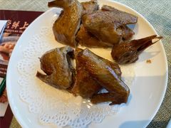 烤乳鸽-潮府馆·非遗潮州菜·世纪公园(新国际博览中心店)