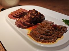 -纳鲁孜·新疆特色餐厅(上海悦荟广场店)