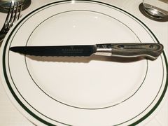 餐具摆设-Wolfgang’s Steakhouse 沃夫冈牛排馆(上海白玉兰广场店)