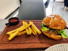 手工牛肉汉堡-Yum Yum 土耳其风味餐厅(万达尊店)