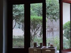 -SAFARI COFFEE