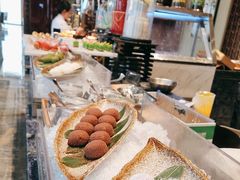 -美食汇自助餐厅(成都万达瑞华酒店)