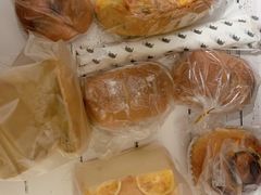 -沁屋面包店(人民东路店)