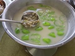 -辉记虾塘海鲜农庄