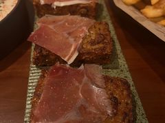 -Laures·月桂西班牙碳烤餐厅(十尚坊店)