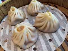 蟹黄小笼包-松鹤楼·非遗·苏帮菜(融科店)