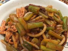 -椒顽新疆炒米粉(湖大店)
