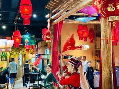 -老滇山寨•云南特色菜•地方菜•民族风情歌舞表演(金碧店)