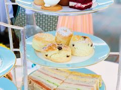 -The Diamond Jubilee Tea Salon at Fortnum & Mason