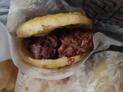 精品火烧-闫家驴肉老店(华电一校店)