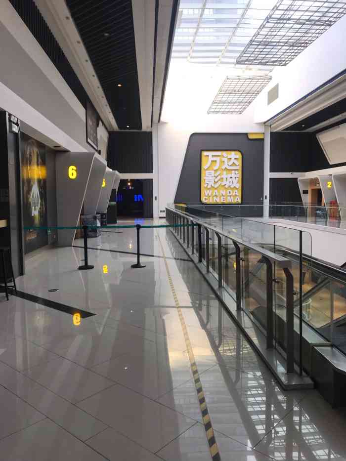 万达影城(万胜围imax店)-"在琶洲上班,下班多了一个好地方啦!前后一.