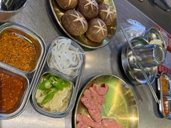 -哈哈碳都·牛肋条无限自助烤肉(台江万达店)