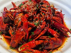 -肥肥虾庄·金牌油焖大虾(汉街SKP店)