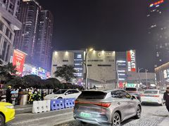 -观音桥步行街