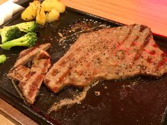 -必胜客(安盛金马店)