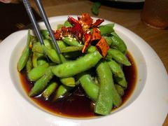 -新天明砂锅鱼头煲