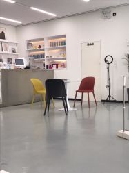 -T8 SALON