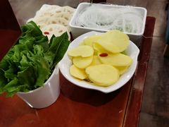 -蜀中吴养生板栗鸡(会展店)