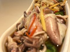 -赶海部落海鲜城(海阳路店)