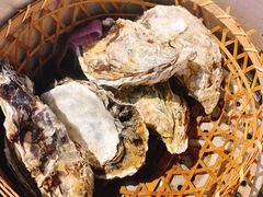 高压竹笼蒸蚝-蚝堡海鲜·威海菜·海肠捞饭·烧烤·亚洲吃蚝公司(幸福门店)