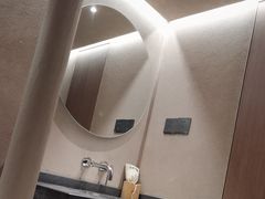 -灸春堂·艾灸·痛症·整脊连锁(之江银泰店)
