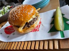 薯条汉堡-悠航SLOWBOAT(三里屯店)