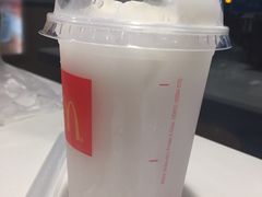 波波椰奶口味yeyeyeye-麦当劳(东直门外大街店)