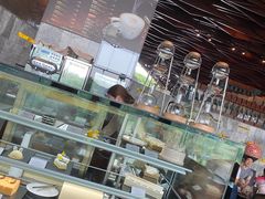 -隐秀山居酒店大堂吧