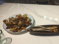 -嗨辣小聚·盘锦河蟹·海鲜烧烤龙虾(盘锦十年好店)