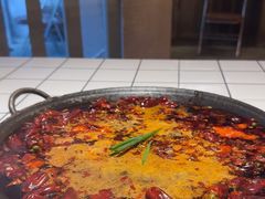 -旧街市鲜货老火锅(大光路店)