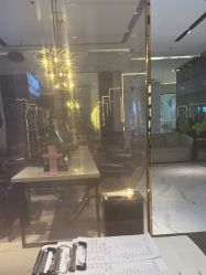 -罗亚帝造型·烫发染发