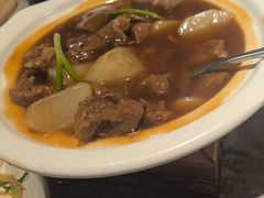 鲍汁萝卜牛腩煲-留半山·香港食堂(啦啦宝都店)