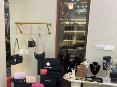 -六六奢品·vintage中古·回收二手奢侈品包包手表首饰(环球港店)