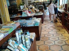 -新华书店(龙头路店)