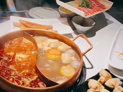 -牛村来人潮汕牛肉火锅(西单店)