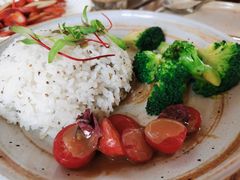 泰式海鲜黄咖喱饭-Brut Eatery悦璞食堂(建国东路店)