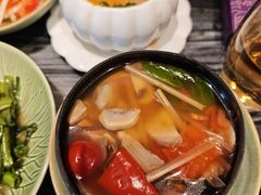 泰式香草酸辣汤浸桂花鱼-Thai Alley泰爱里(二沙岛店)